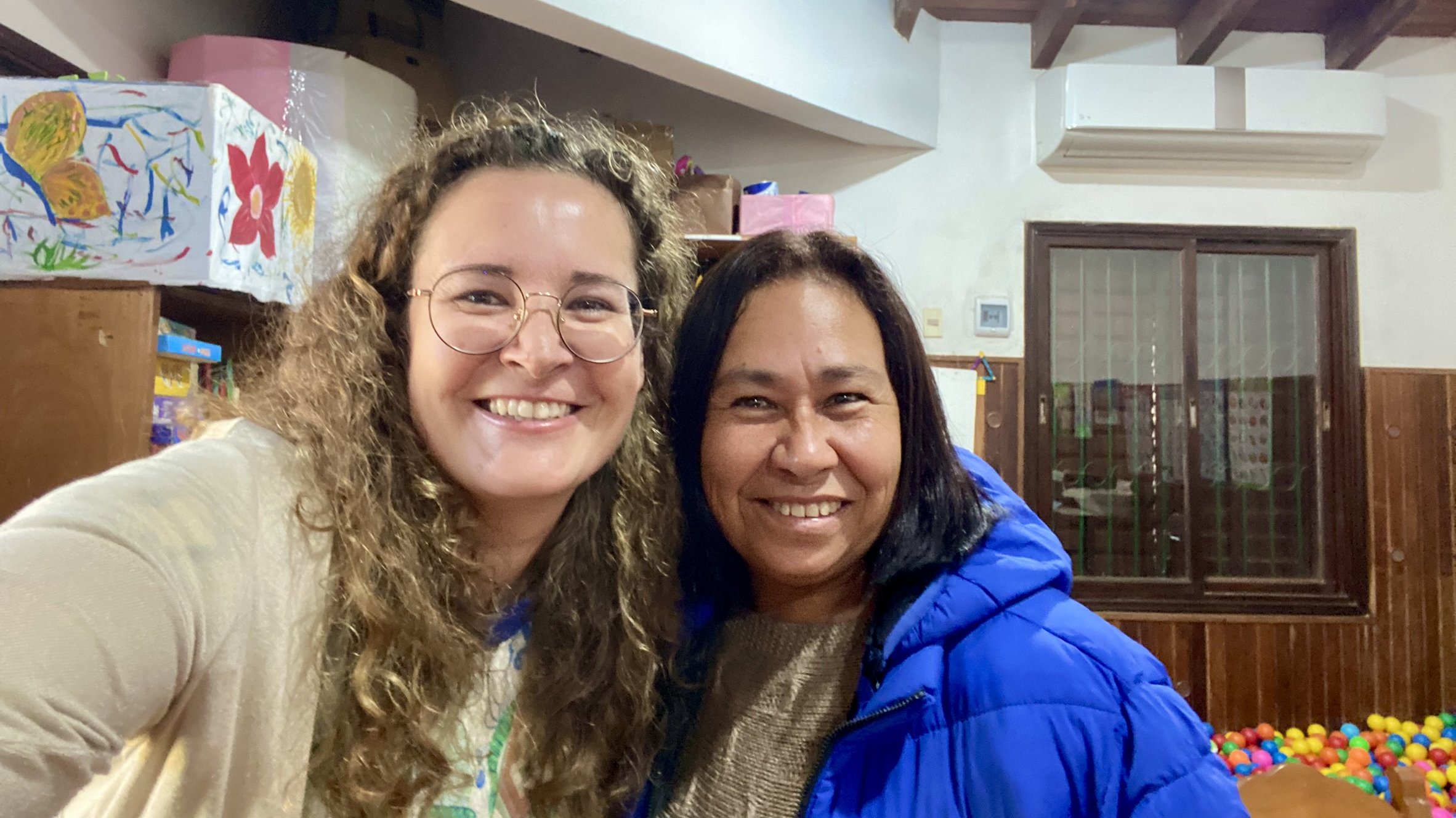 Bei unserem Besuch des SOS-Kinderdorfes in San Ignacio lernen wir einige der Mitarbeiterinnen und Mitarbeiter persönlich kennen, die uns sehr herzlich begegnen. 