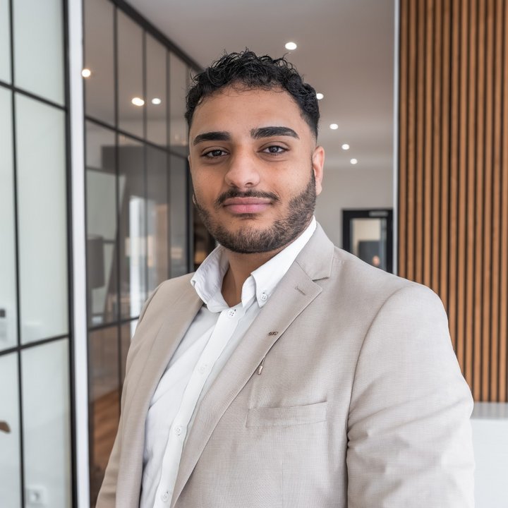 Finanzberatung bei Alireza Jebeli