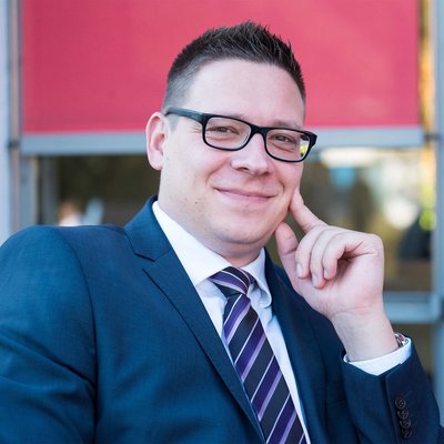 Berater Dennis Falkenberg als Portrait