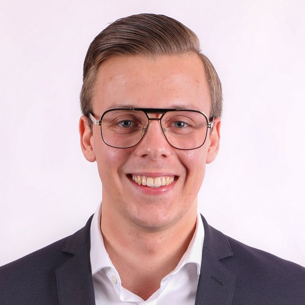 Beraterportrait Fabian Prinzler