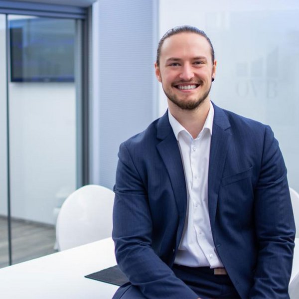 Beraterportrait Dominik Pfoth