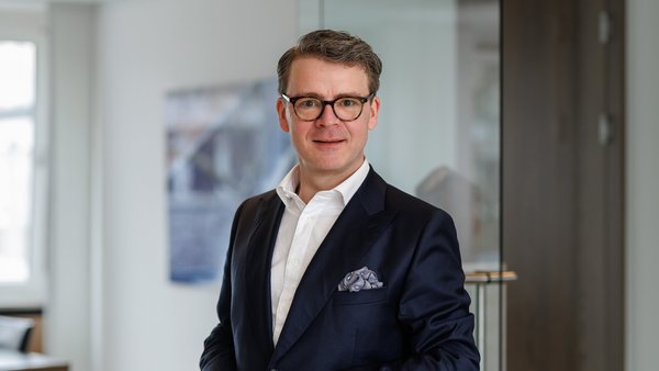 Porträt von Heinrich Fritzlar, COO der OVB Holding AG Porträt von Heinrich Fritzlar, COO der OVB Holding AG