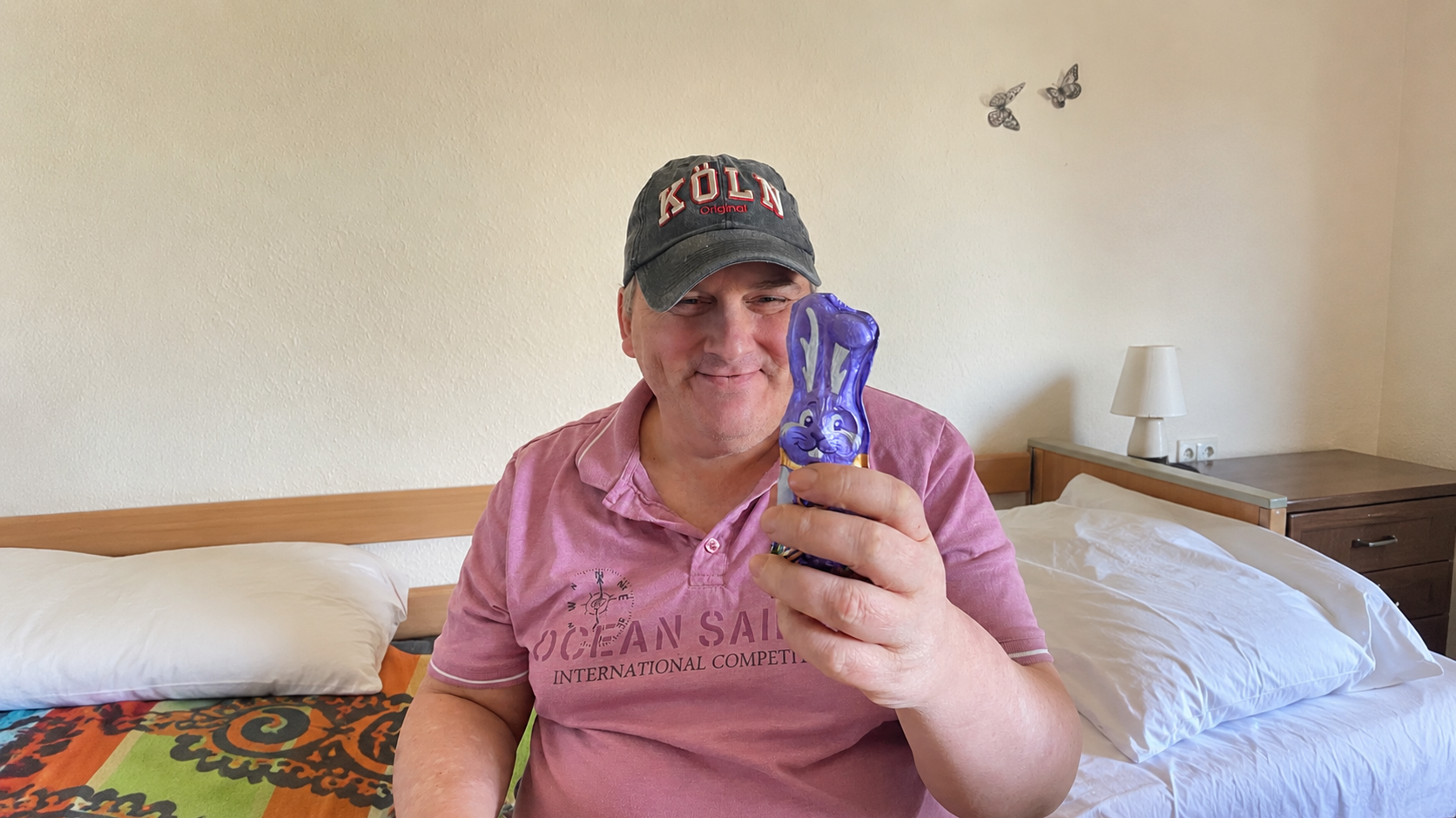 Roland gehörte zu den Bewohnern, die uns bereits bei den Gesprächen im Vorfeld verraten hatten, worüber sie sich besonders freuen würden. Roland gehörte zu den Bewohnern, die uns bereits bei den Gesprächen im Vorfeld verraten hatten, worüber sie sich besonders freuen würden.