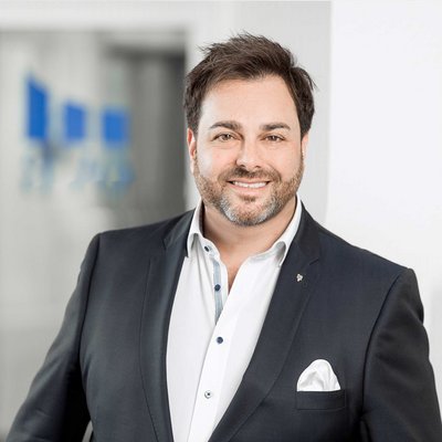 Berater Cenk Ayalp als Portrait