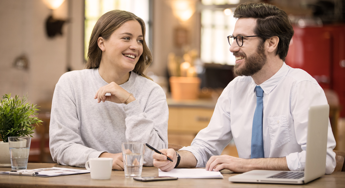 Teil 1: Aufrichtige Fragen an Finanzberater – und Reaktionen, die überraschen Teil 1: Aufrichtige Fragen an Finanzberater – und Reaktionen, die überraschen